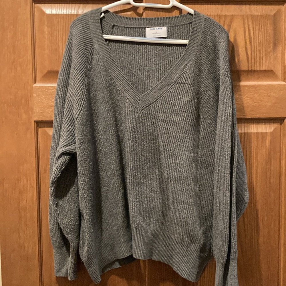Old Navy dark grey sweater. Size 2XL